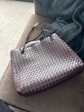 Woven Leather Tote Bag in Deep Plum